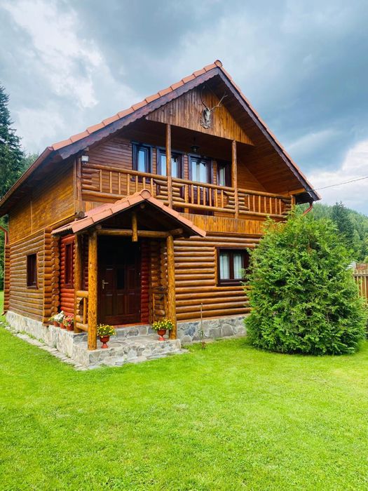 Cazare Cabana Toplita langa partia de ski — cabană de închiriat în Toplița